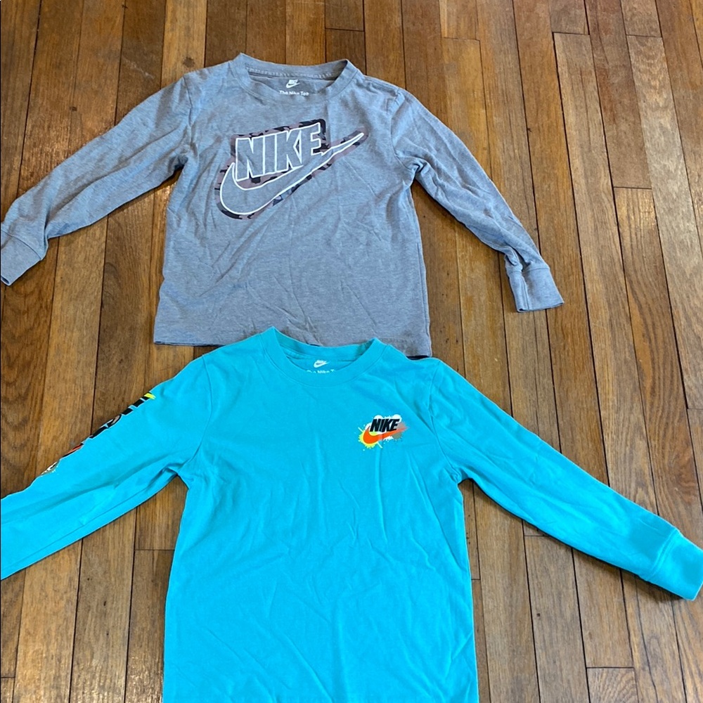 Boys Nike tee